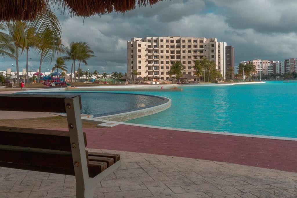 DR02 Departamento Moderno con Vista a la Laguna en Dream Lagoons, imagen 4