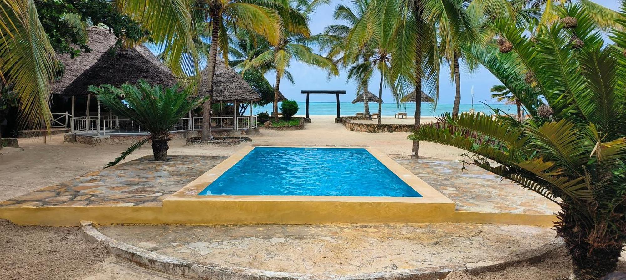 Mambo Ocean Resort 4*