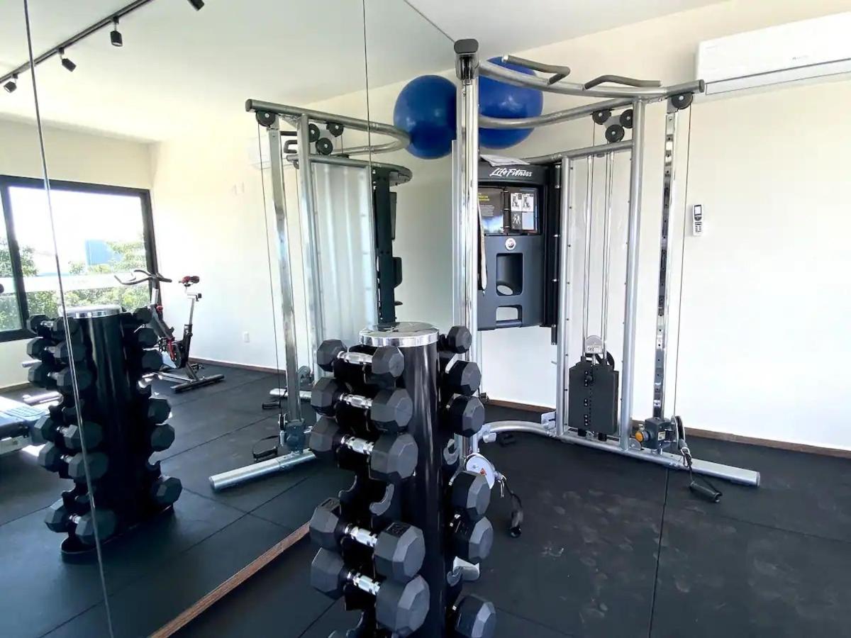 EXCLUSIVE BUILDING INFINITY POOL AND GYM RESTAURANTS AND BAR DISTRICT NEARBy, foto 14