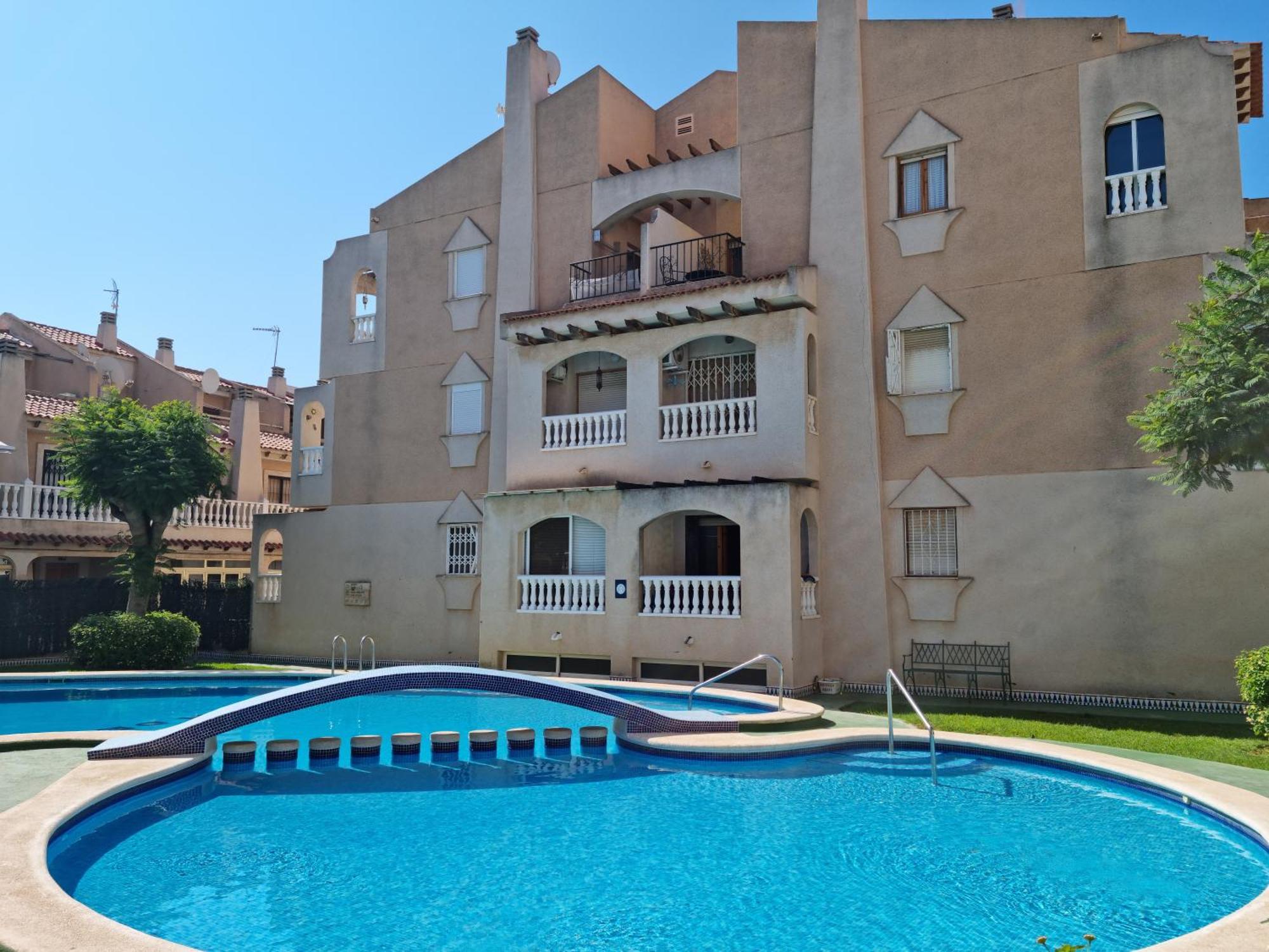 Nice studio,10 min to Del Cura beach with swim.pool