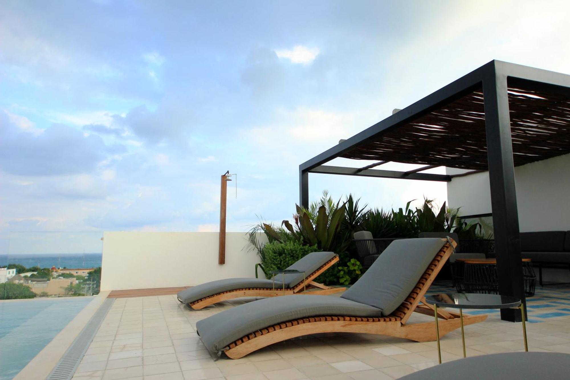 Spacious Studio, incredible rooftop with sea view, imagen 3