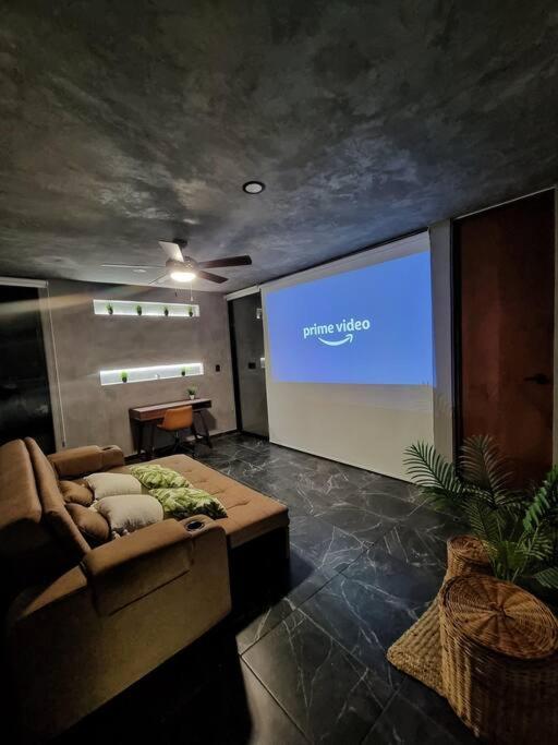 Home Rooftop Private Jacuzzi 3 Bedroom 4 Bth 120Mb, foto 8