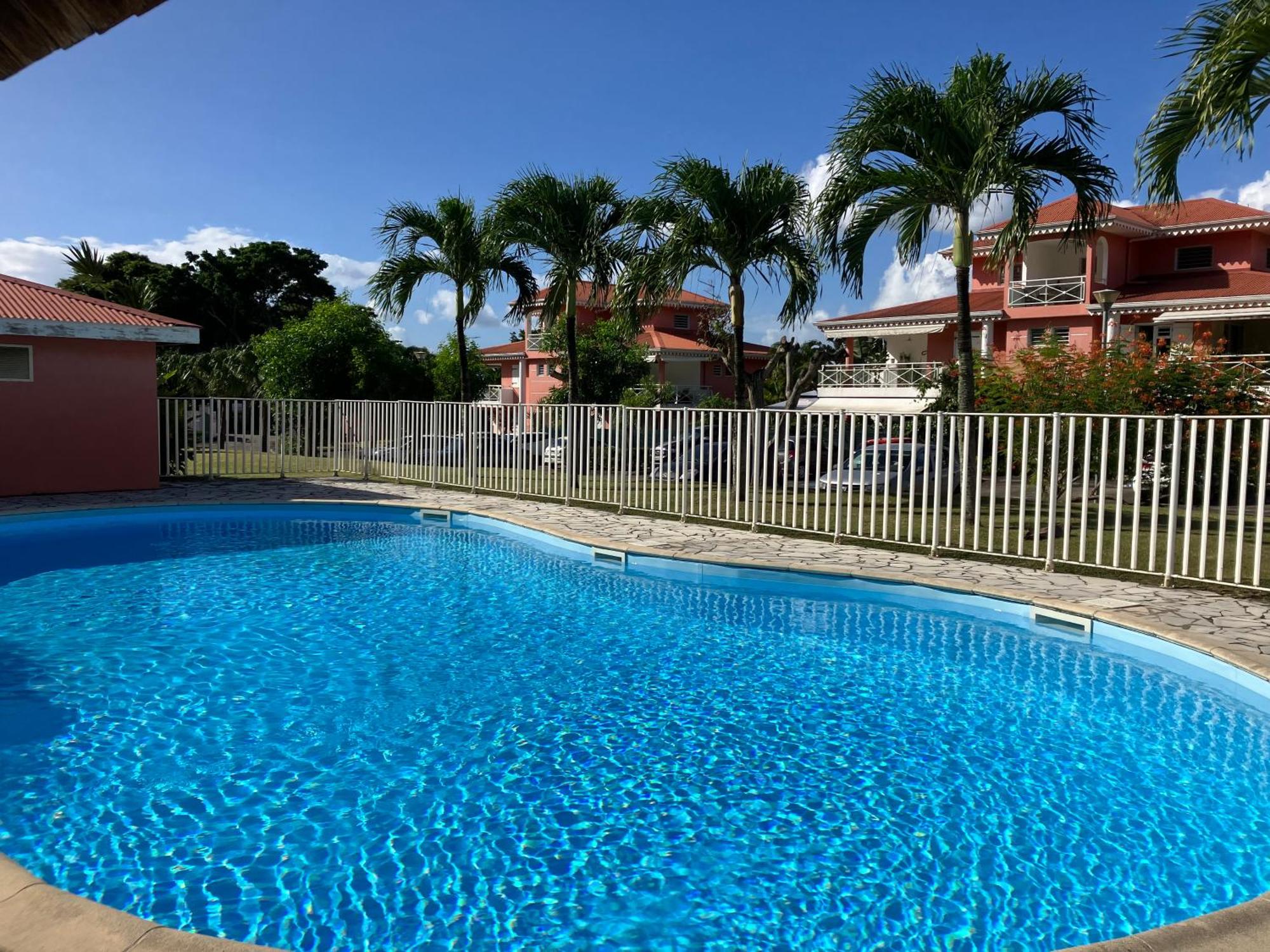 Le Flamboyant - 5p - 2ch - Piscine - Plage 300m, foto 8