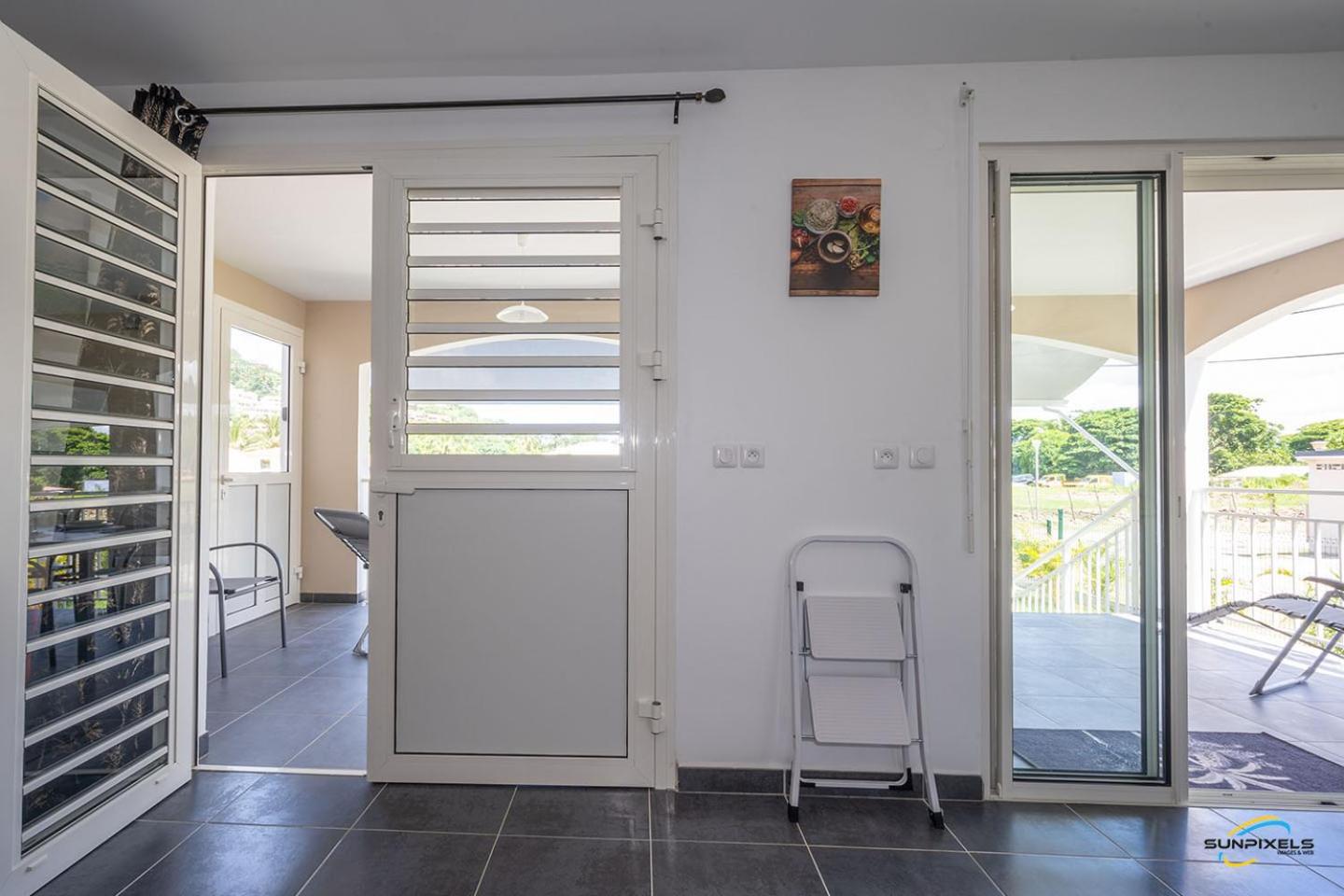 L'Anse Plage appartement 2 chambres avec spa à 200 m de la plage, jardin Privé et Parking, imagen 5