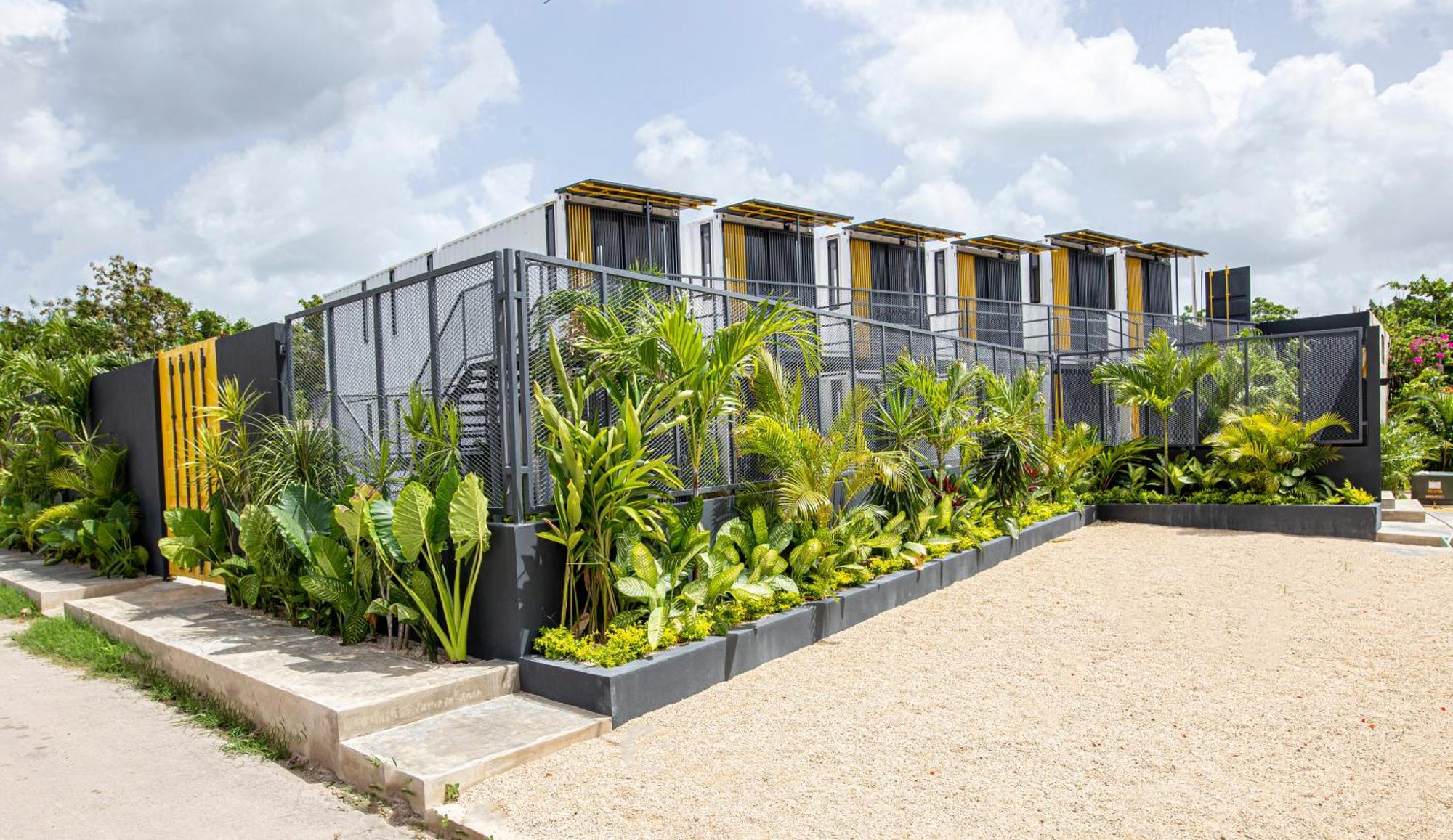 Containers Bacalar