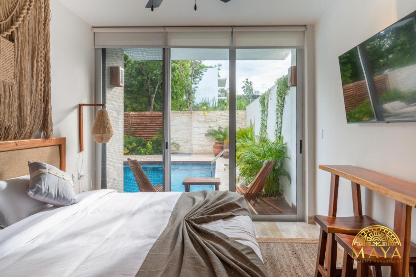 NHOA 101B Lux 1BR Condo Pool access in Aldea Zama, imagen 3