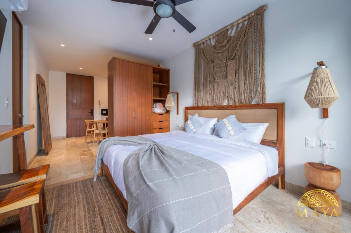 NHOA 101B Lux 1BR Condo Pool access in Aldea Zama, foto 8