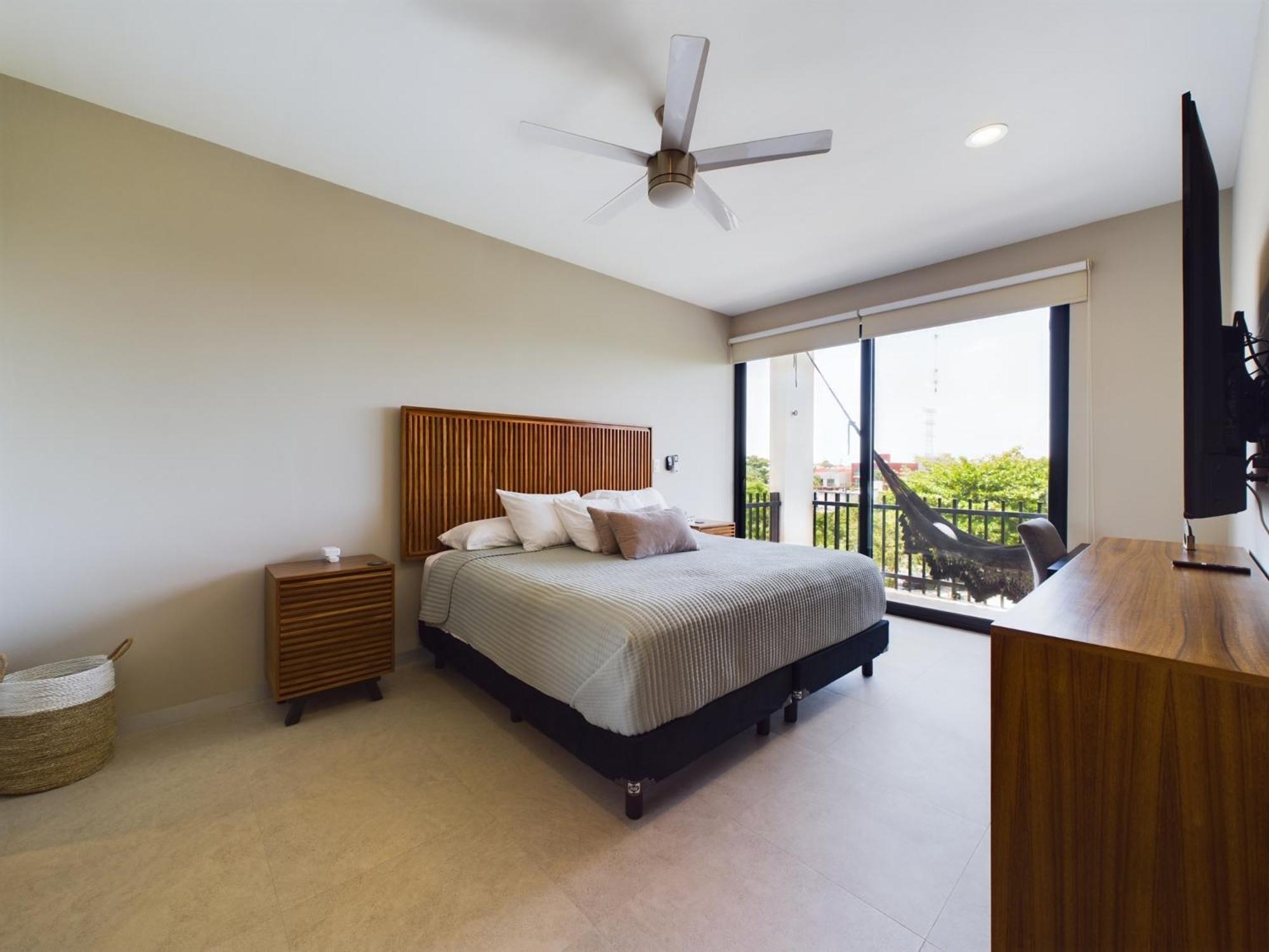 Spacious and centrally apartment a few streets from the beach By Yeah, foto 6