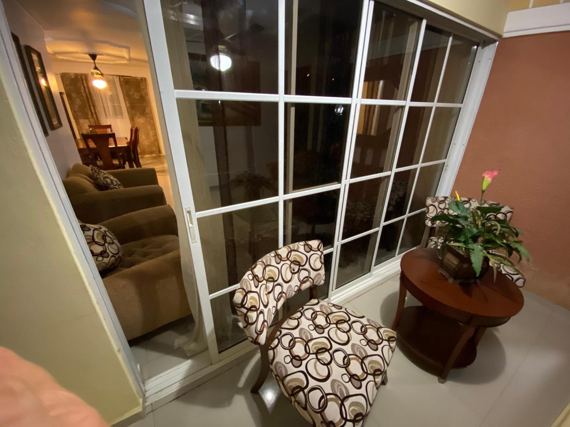 1DR Charming 3-Bedroom Retreat Santo Domingo, foto 15