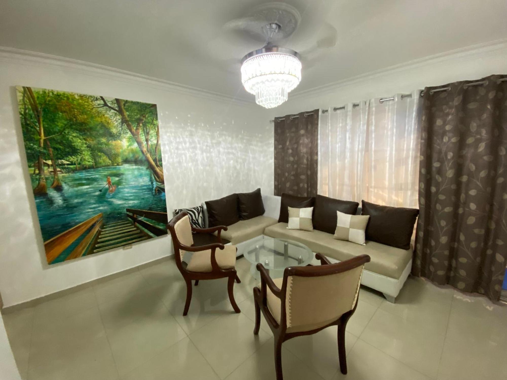 4DR Inviting 3-Bedroom Stay Santo Domingo, imagen 3