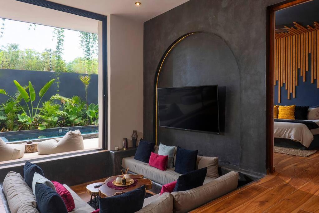 Maison SisCōLinō 4Bdrm w/ SwimUp & Rooftop Pools, foto 11