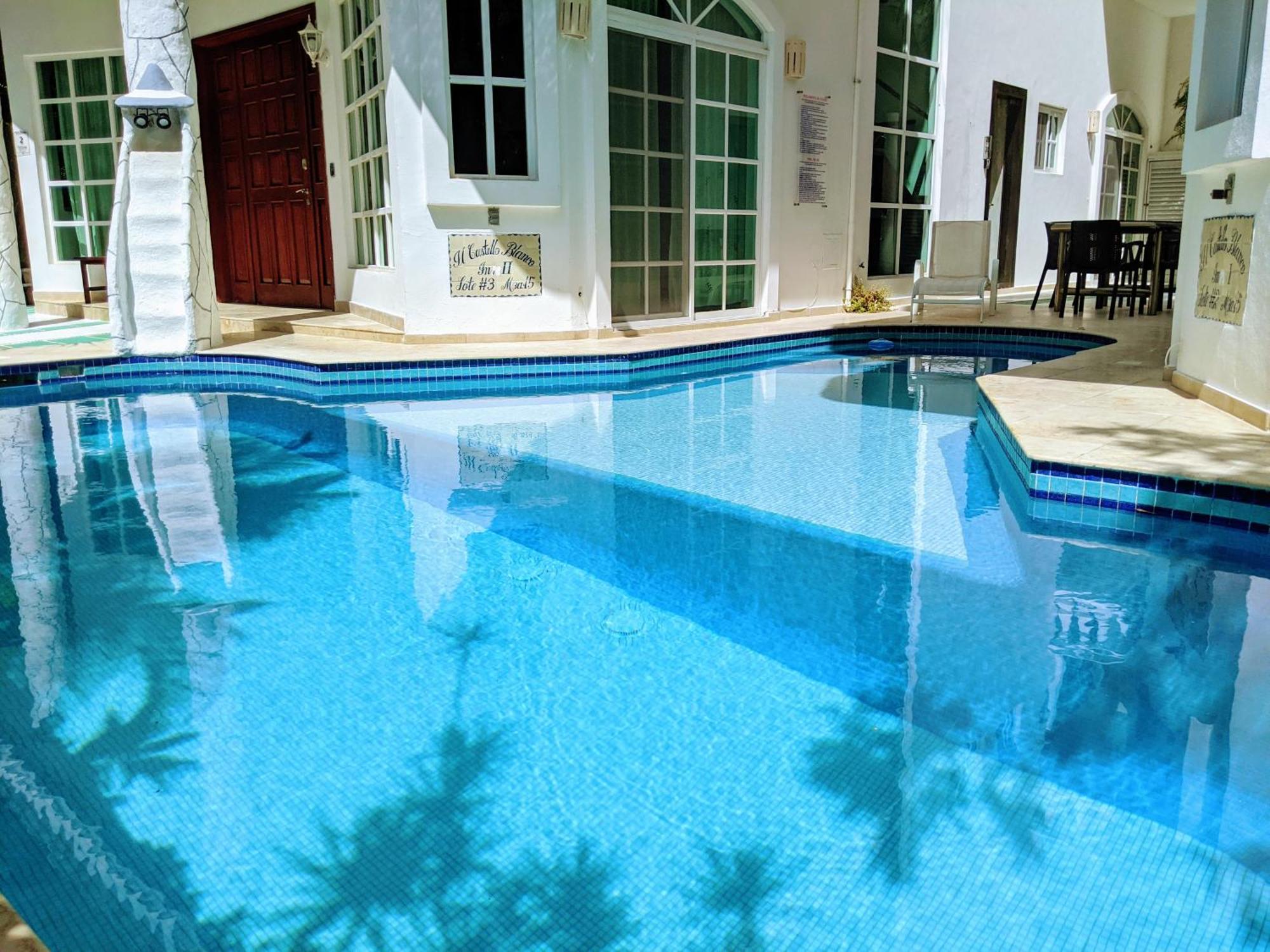 Castillo Playacar Fase 1 9br 3Kitchen Pool walk to Beach 5th Ave 25max, imagen 2