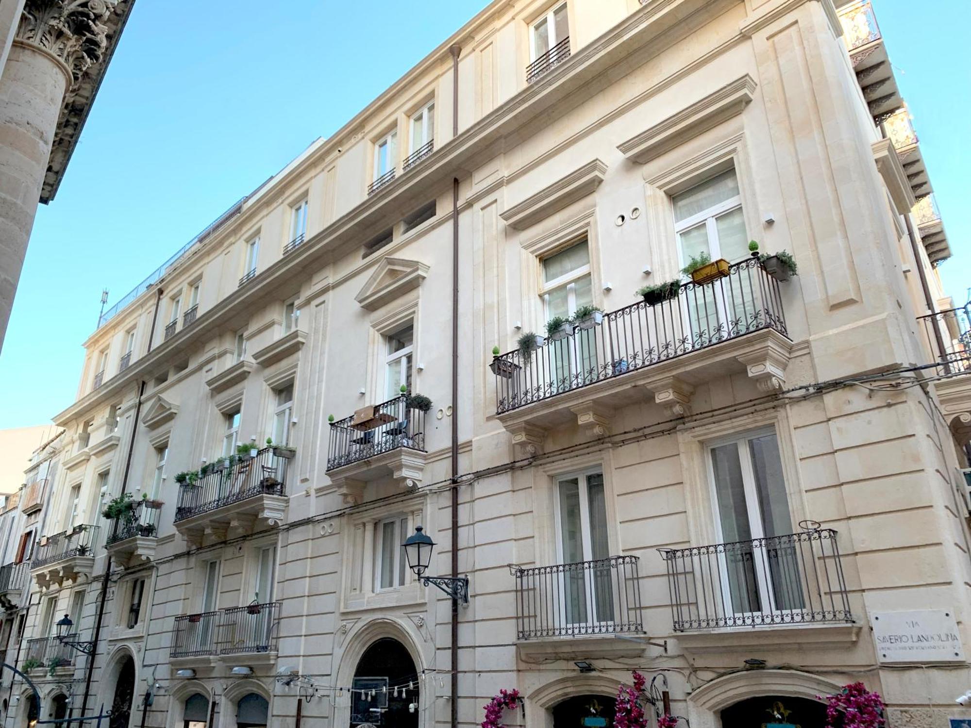 3. Casa Verbavolant