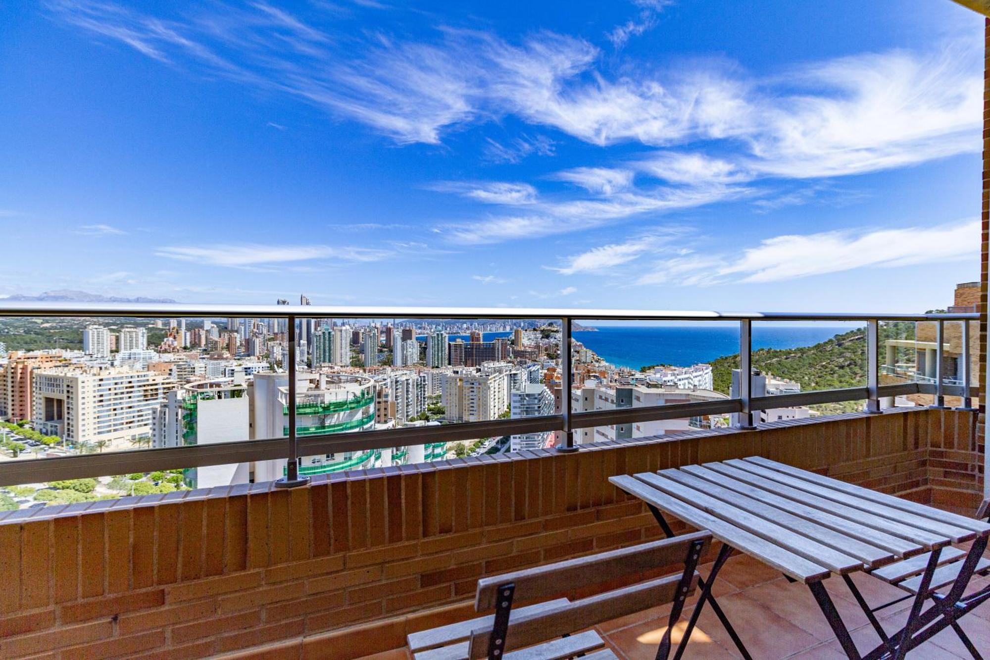 Penthouse sea view, pool, terrace, 2 bedrooms