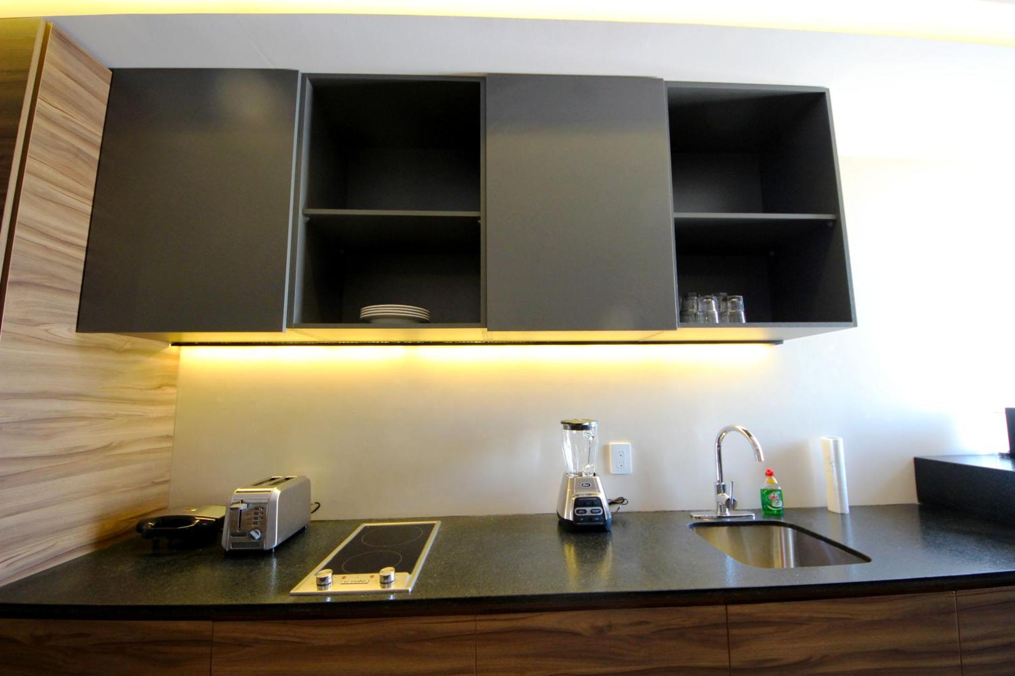 Spacious Studio, amazing rooftop with sea view, foto 16
