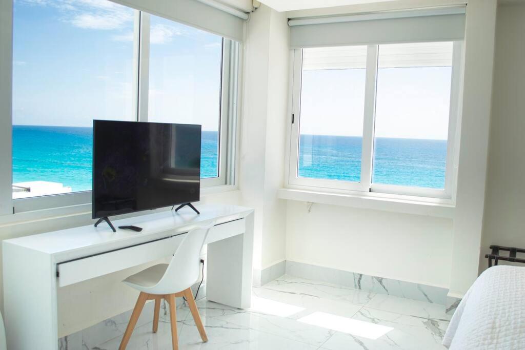 Luxury ocean front apartment, 2 br, beach, gym, spa, imagen 5