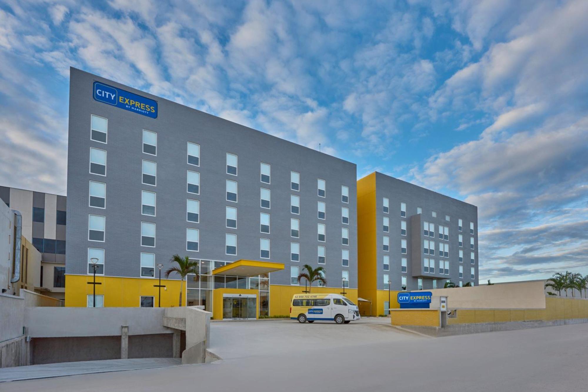 City Express by Marriott Cancun Aeropuerto, imagen 4