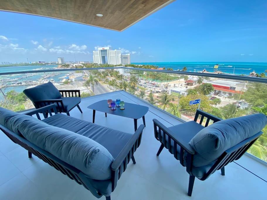 Panoramic Penthouse -Superior Ocean & Lagoon Views