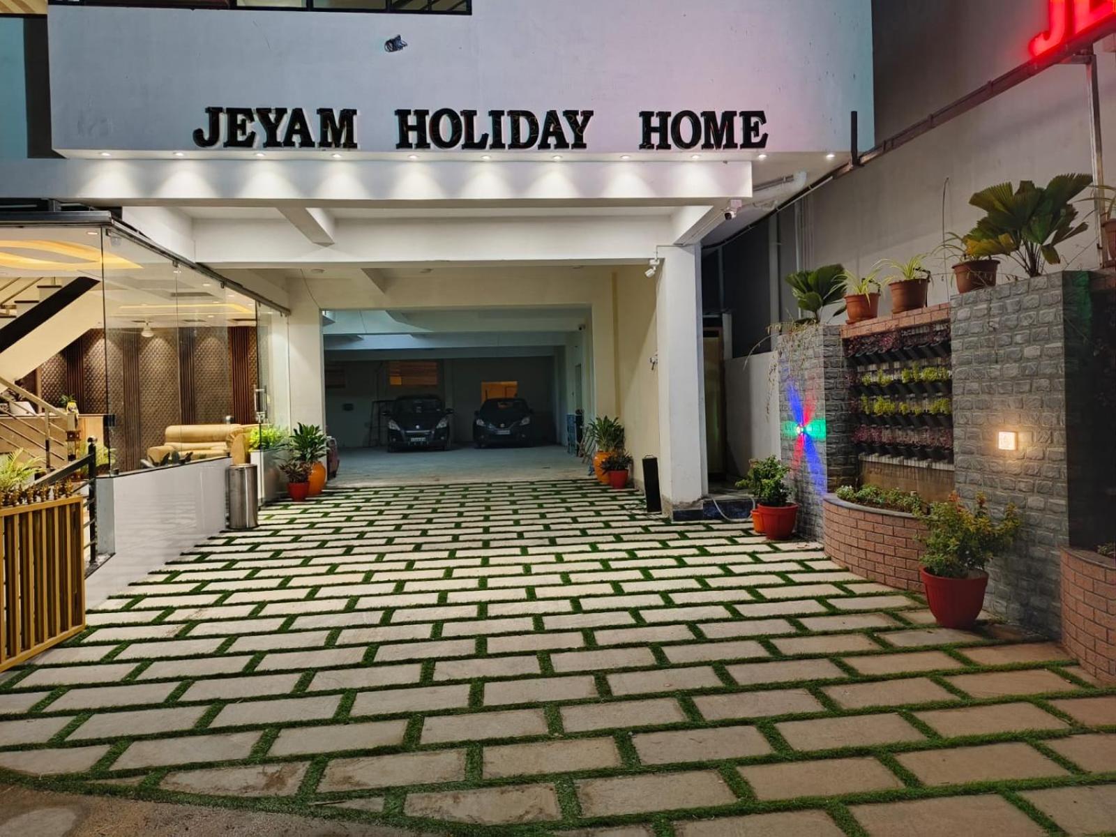 JEYAM HOLIDAY HOME