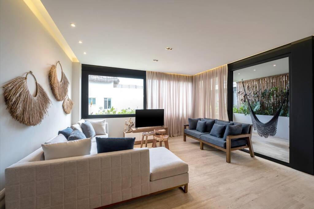 New 2 BD condo with private balcony, imagen 5