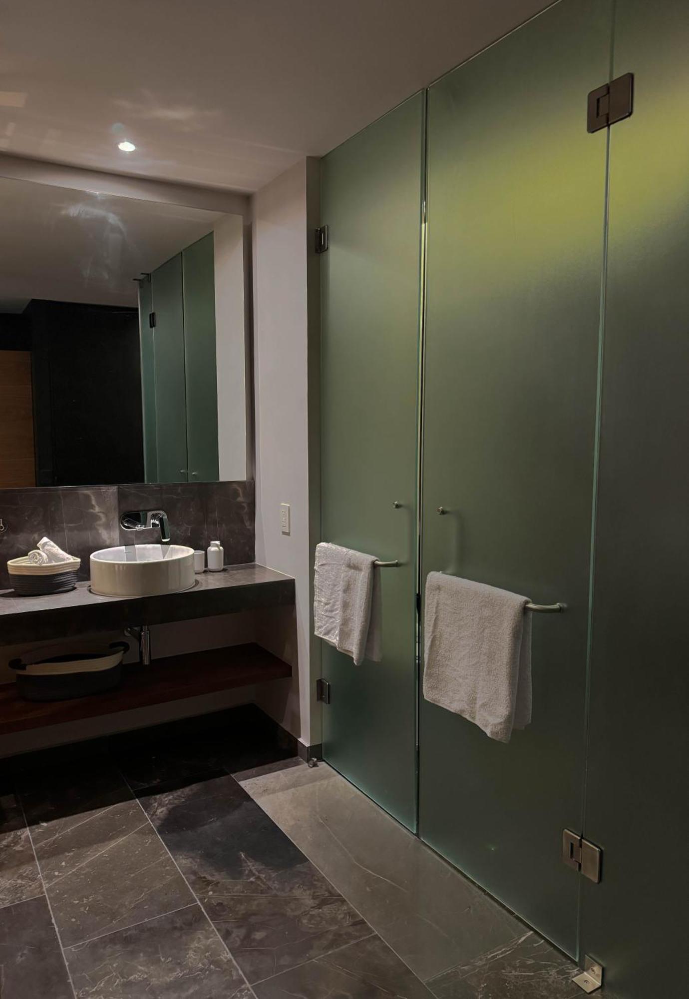 Luxury Studio-private individual pool-IIK C409 By Sandy Powerful, imagen 4