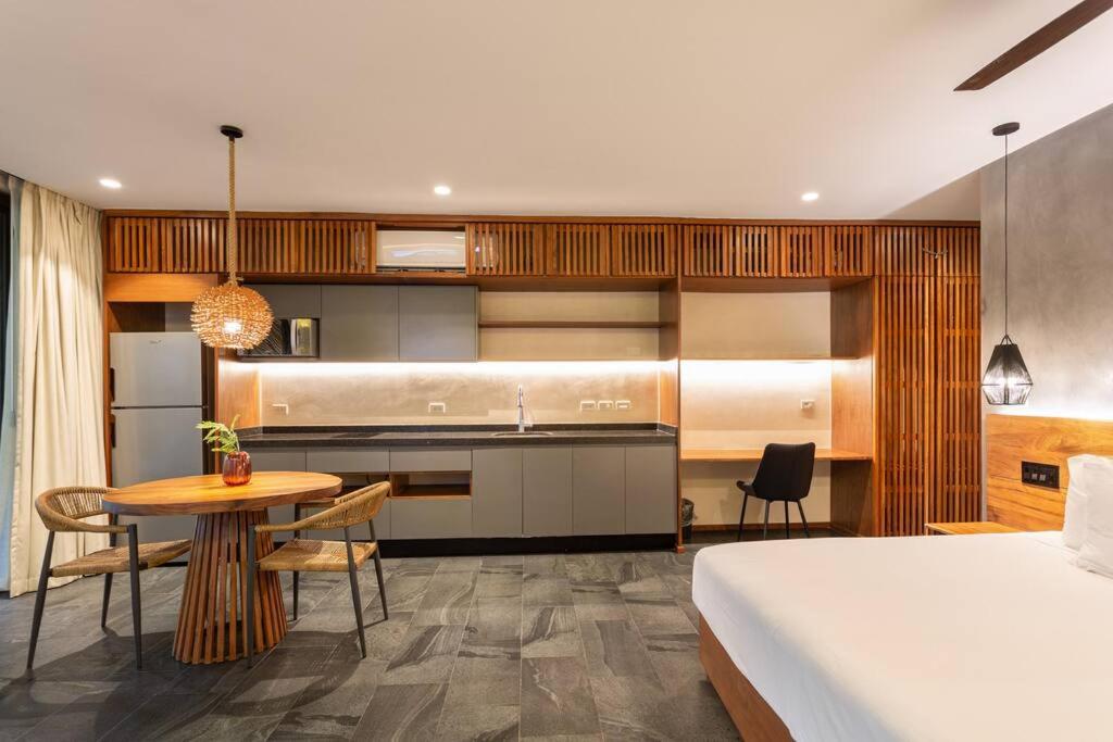 New 5 Star Condo-Infinity and Cenote Pool, foto 7