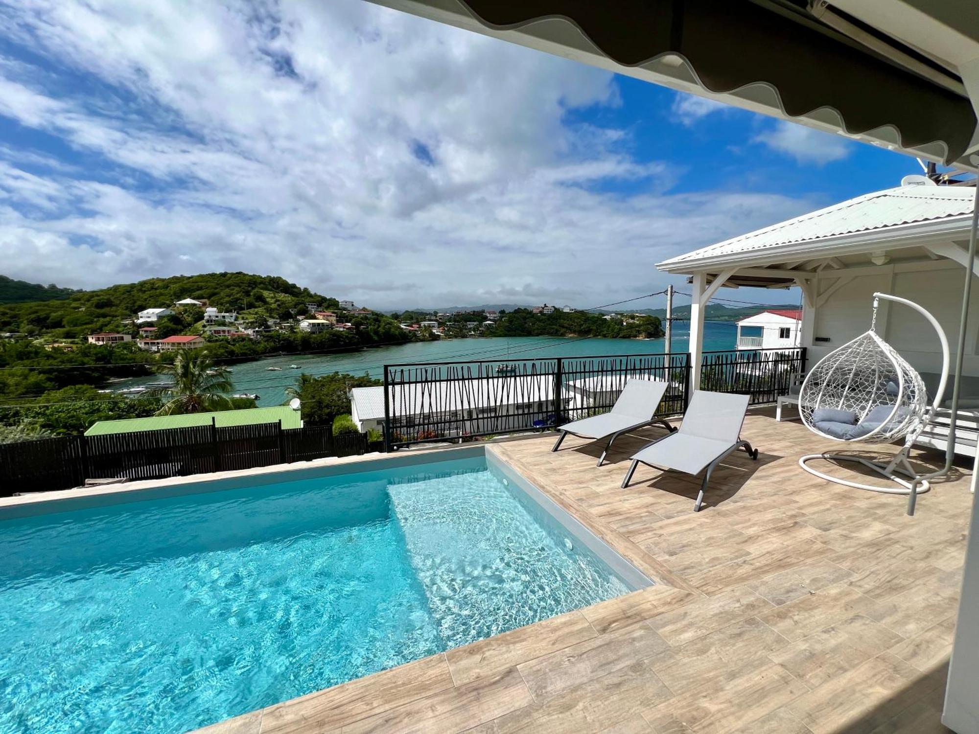 Villa Swim, piscine, vue imprenable sur mer à 25 m