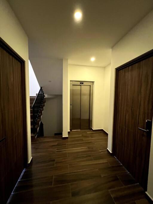 Fast WIFI/5 min beach/Private Parking, foto 12