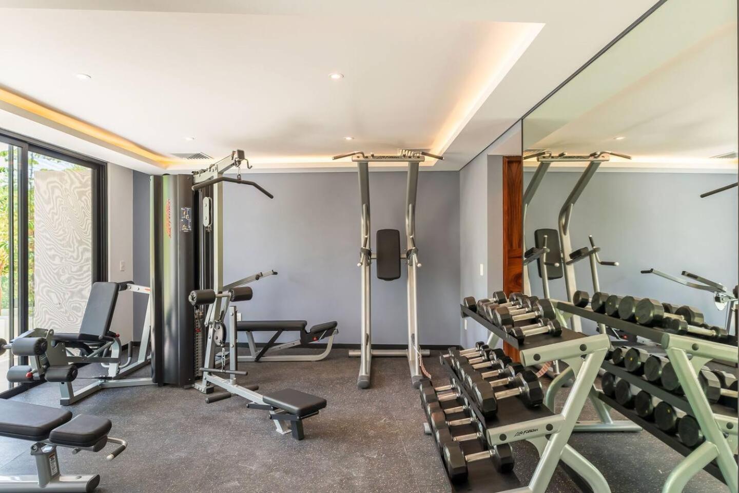 Central Park Lagunas - Luxury Modern Condo with Kitchen, foto 10