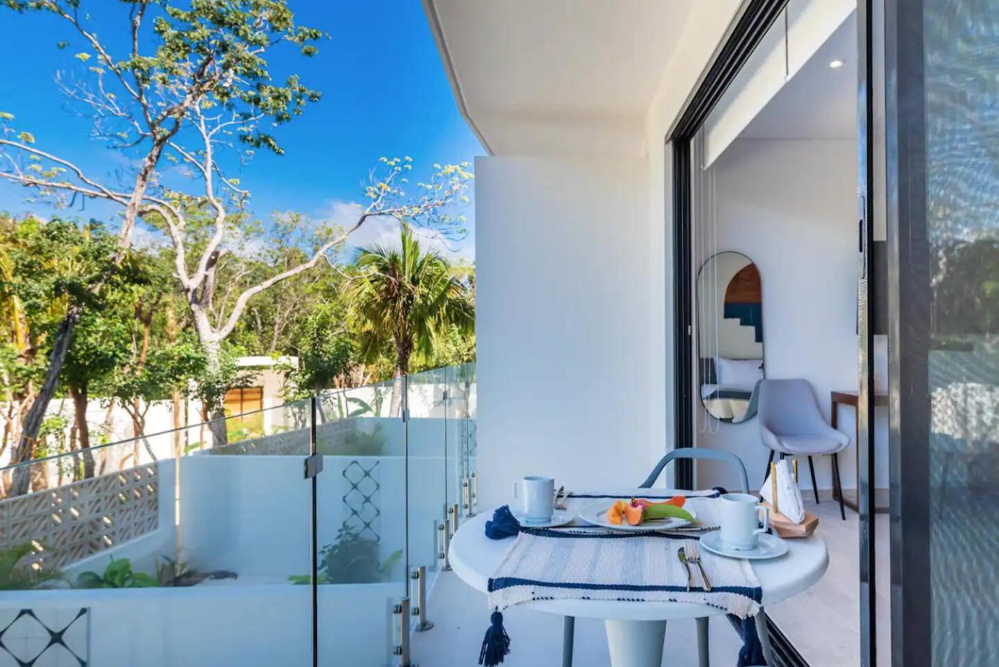 Central Park Lagunas - Luxury Modern Condo with Kitchen, foto 14
