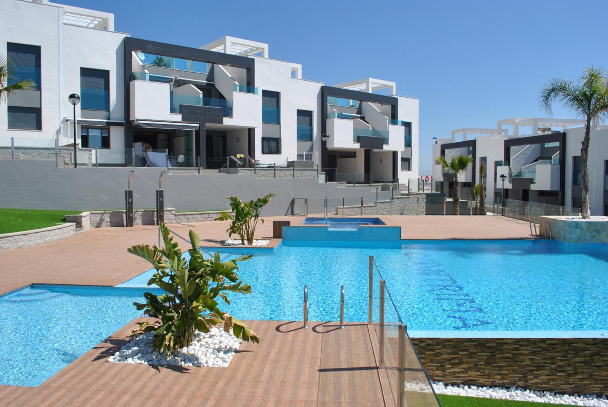 Oasis Beach - Top floor with seaview