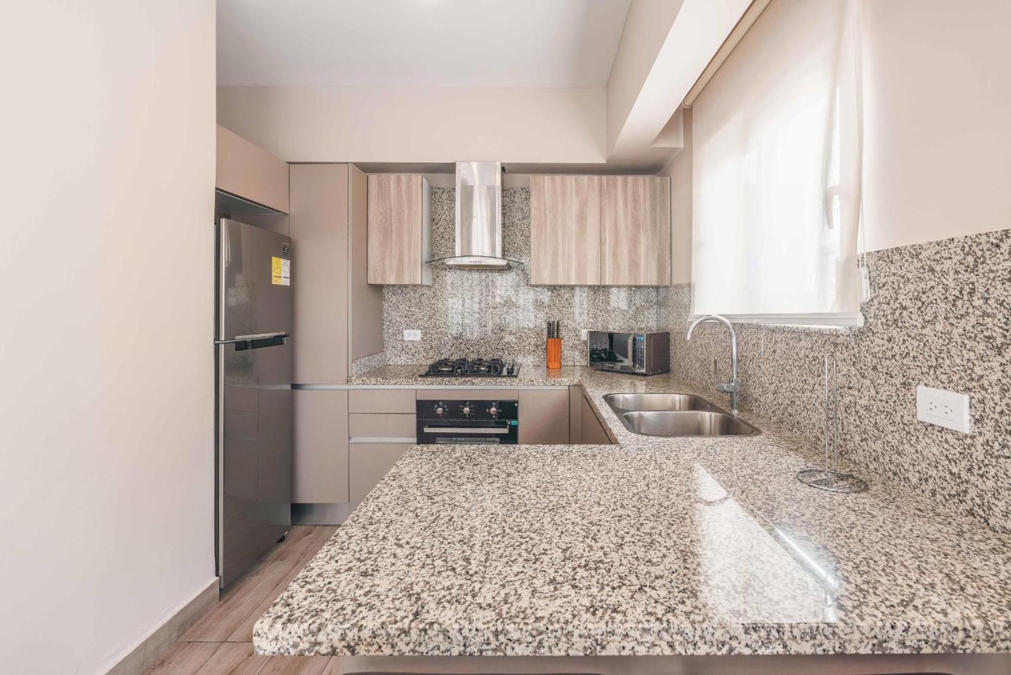 Fully Serviced Apartment at Regatta Living - 3B, foto 6
