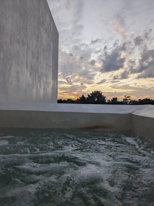 NEW Luxury PH with Private Terrace & Plunge Pool, foto 7