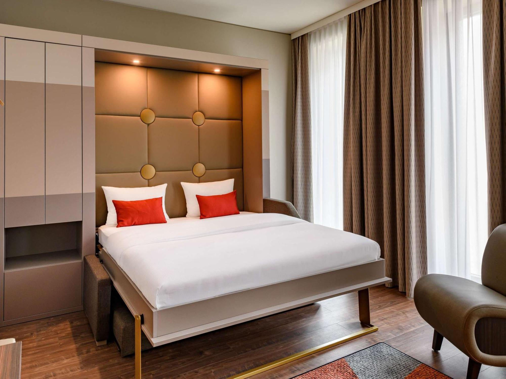 8. Aparthotel Adagio Bremen