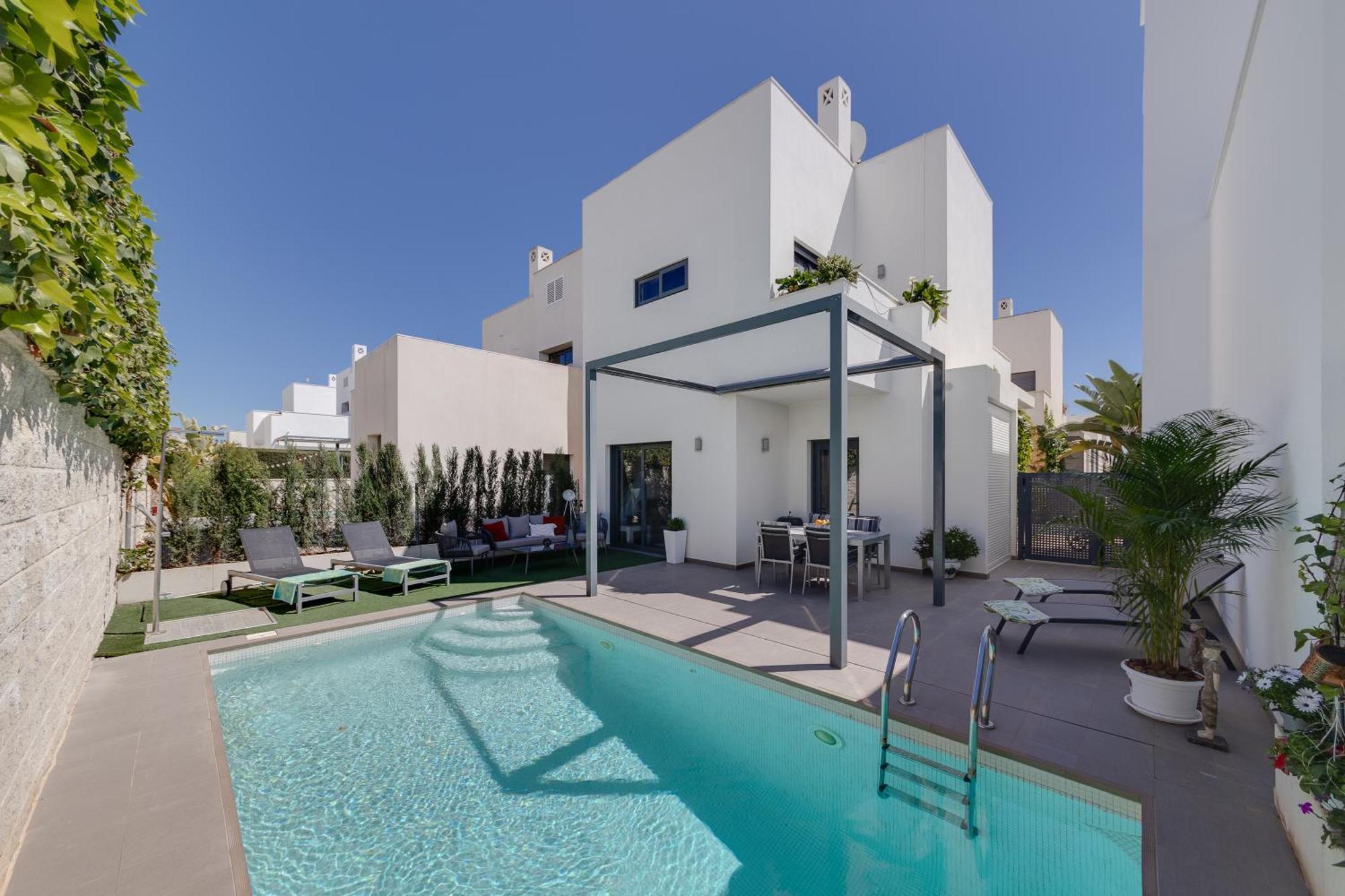 Luxury Villa with Private Pool in Ciudad Quesada