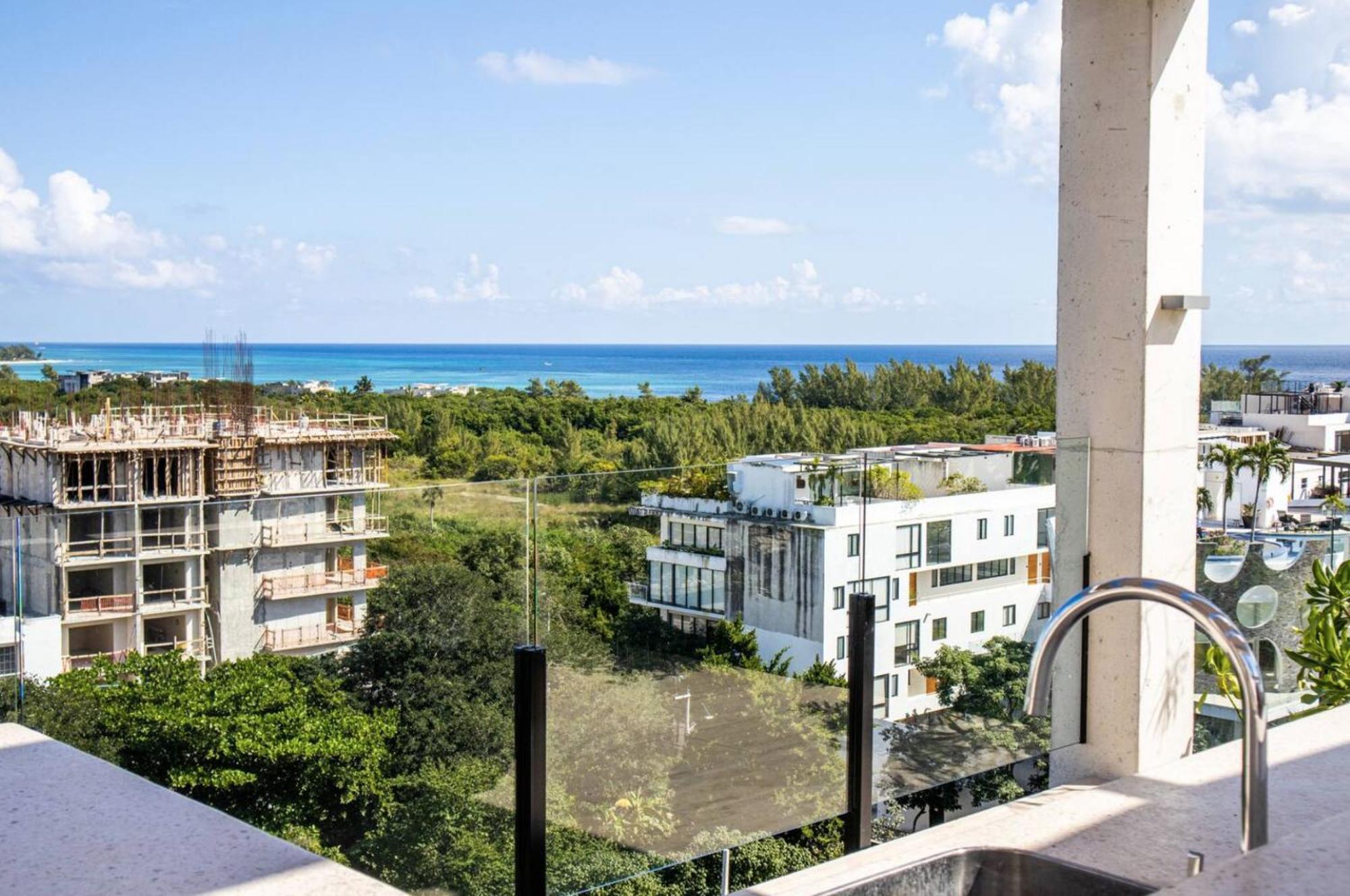Luxury Condo with private plunge pool, imagen 3