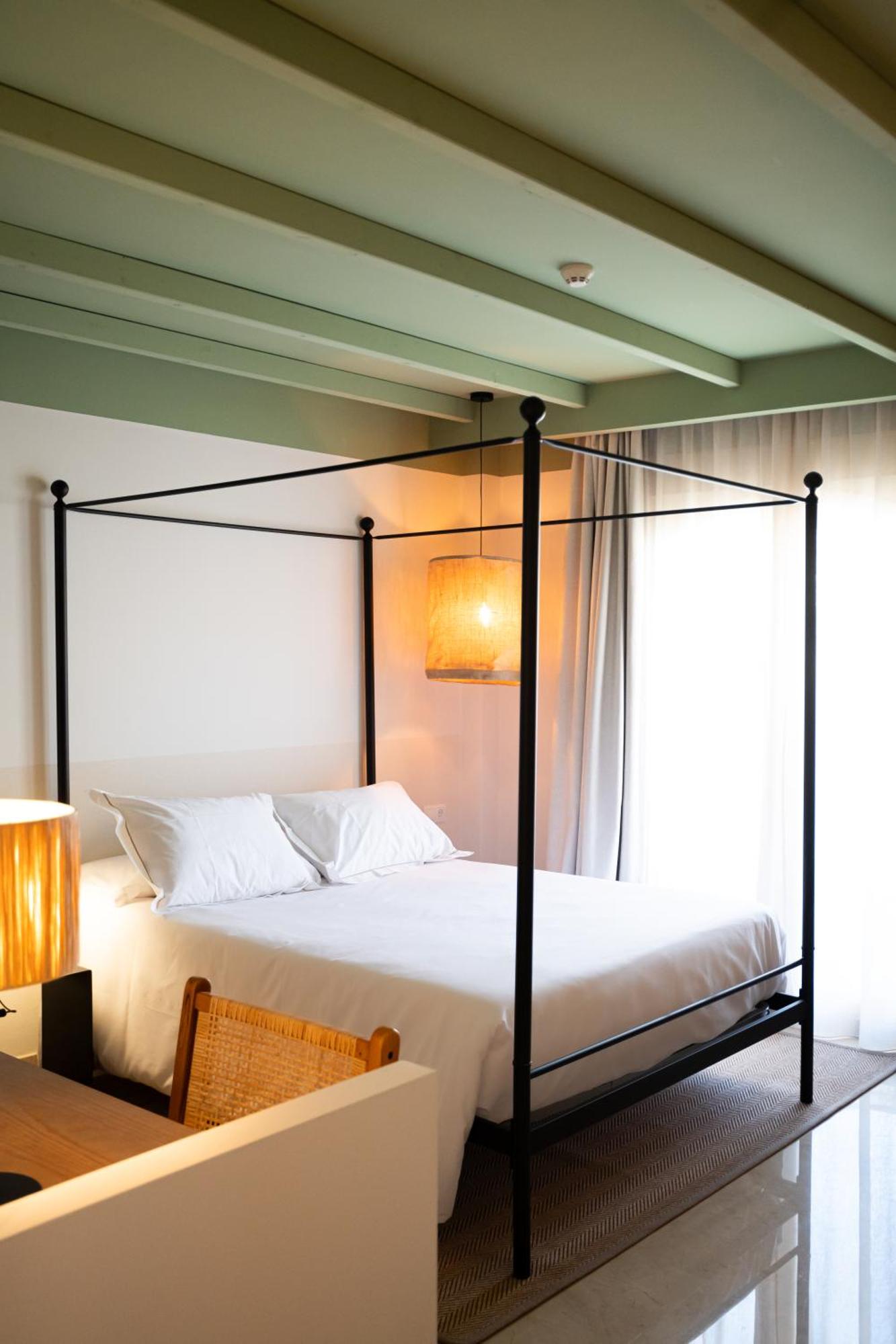 Rooms by JovA