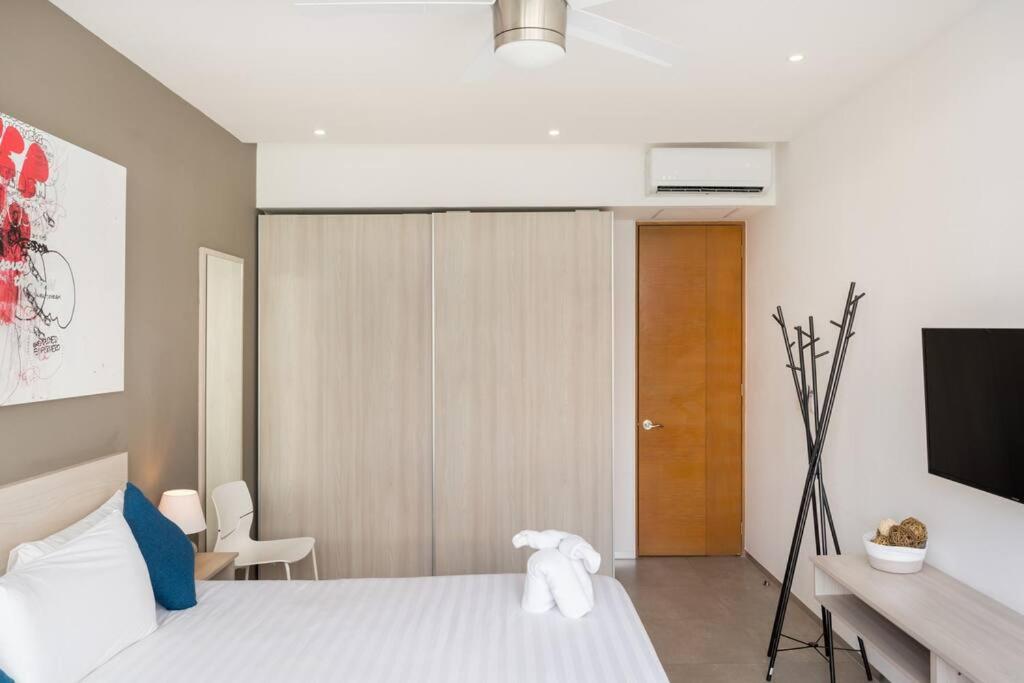 Premium PH w/ Private Pool near 5th Ave., foto 10