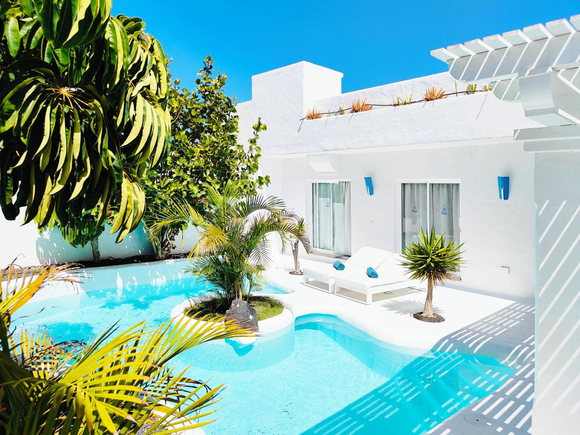 Villas Veaco Bahiazul with private pool
