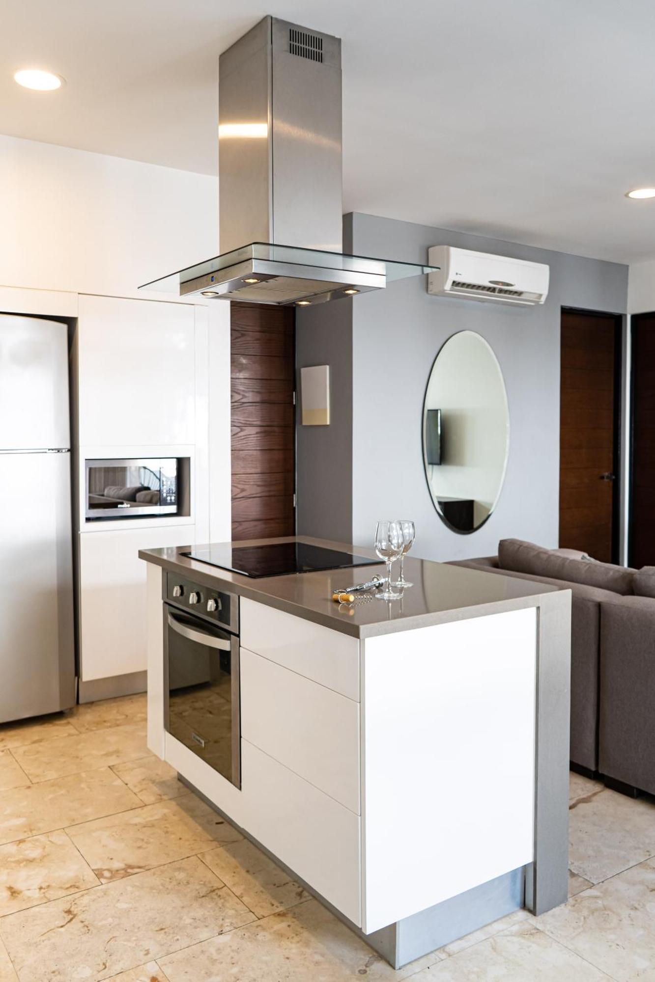 Luxury 1BR Retreat in Playa del Carmen Best Area, foto 16