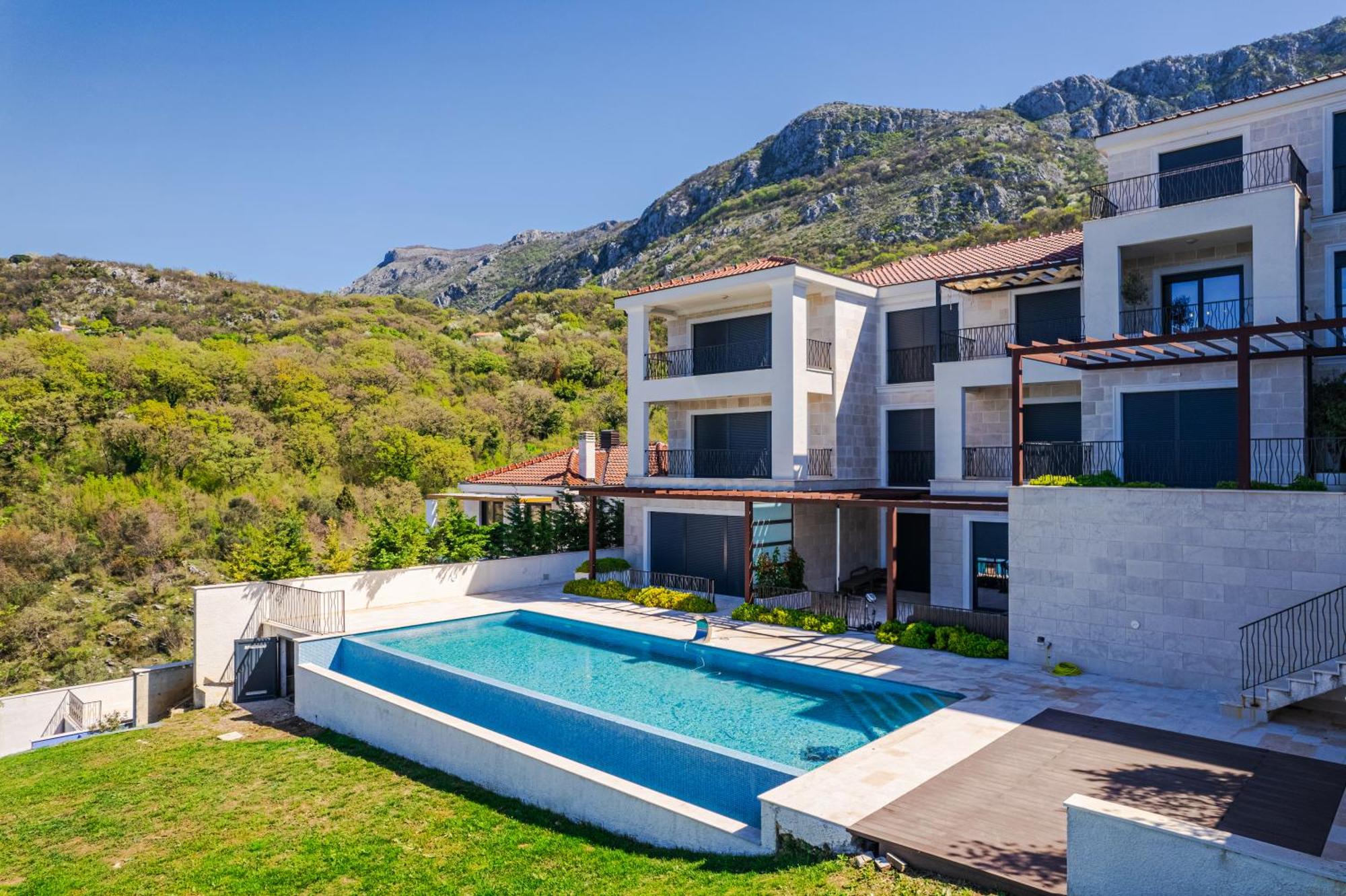 Monte Living by In Property