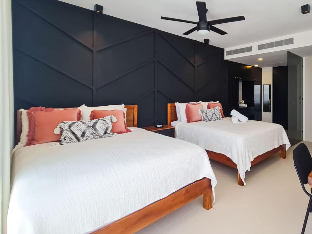 Villa Blanca Incredible 2BR Villa - Private Pool Beach Club, imagen 3