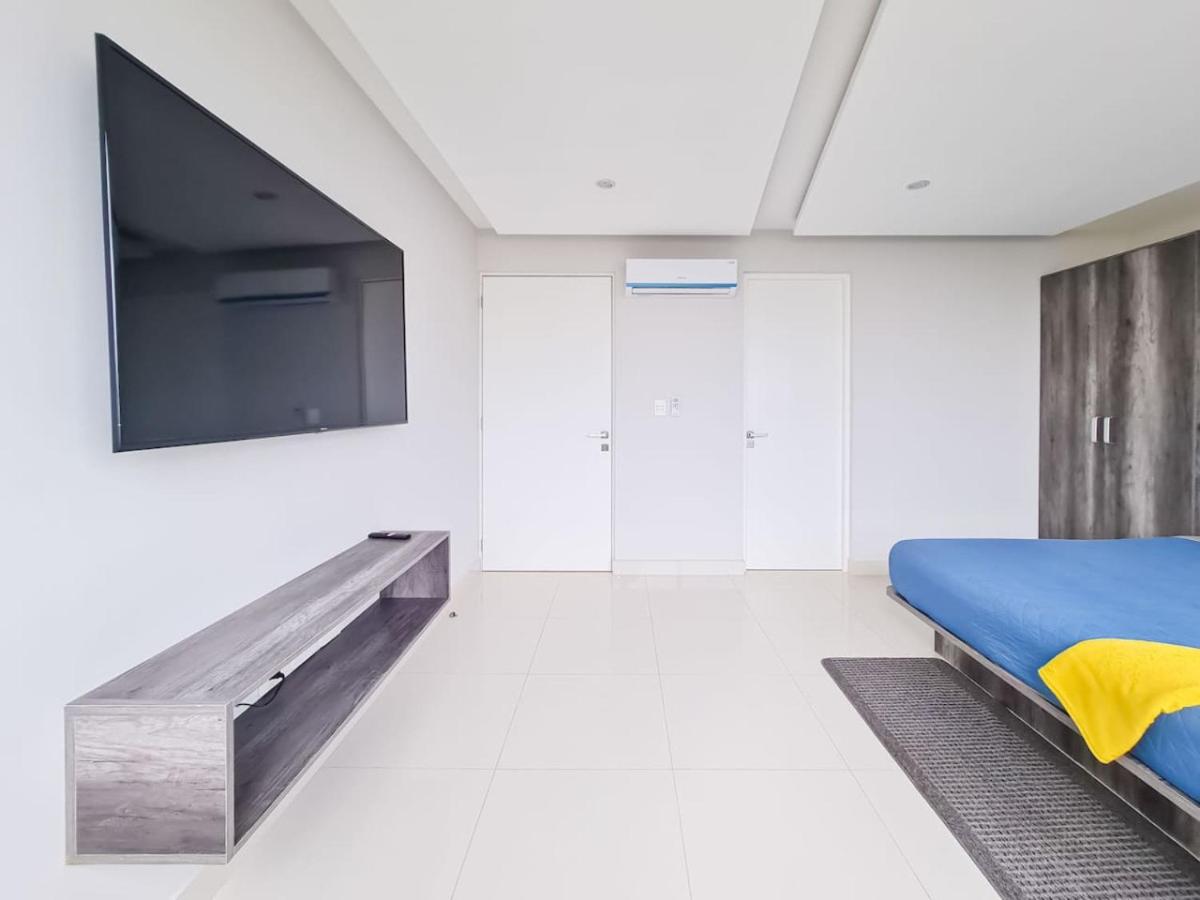 1BR at DK52 Sea view Rooftop with Jacuzzi and pool, foto 7