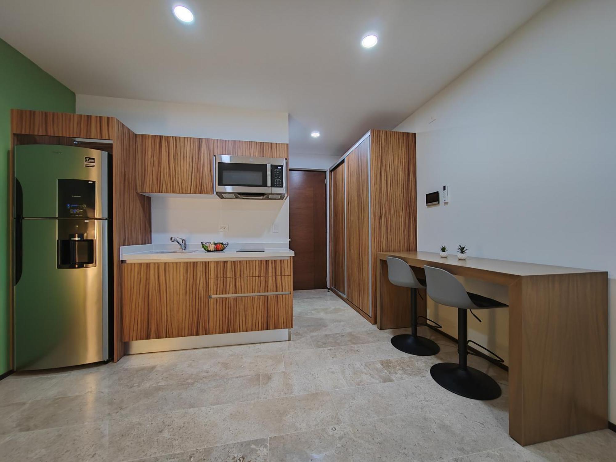 New! Beautiful studio steps away from 5th Av & Beach -GYM - Pool By Yeah, foto 11