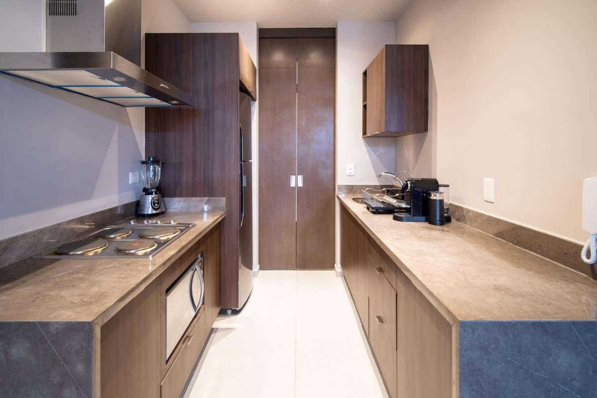 PENINSULA STAYS 2 BR Designer Apartment & 200 MB FAST WIFI New Listing!, foto 16