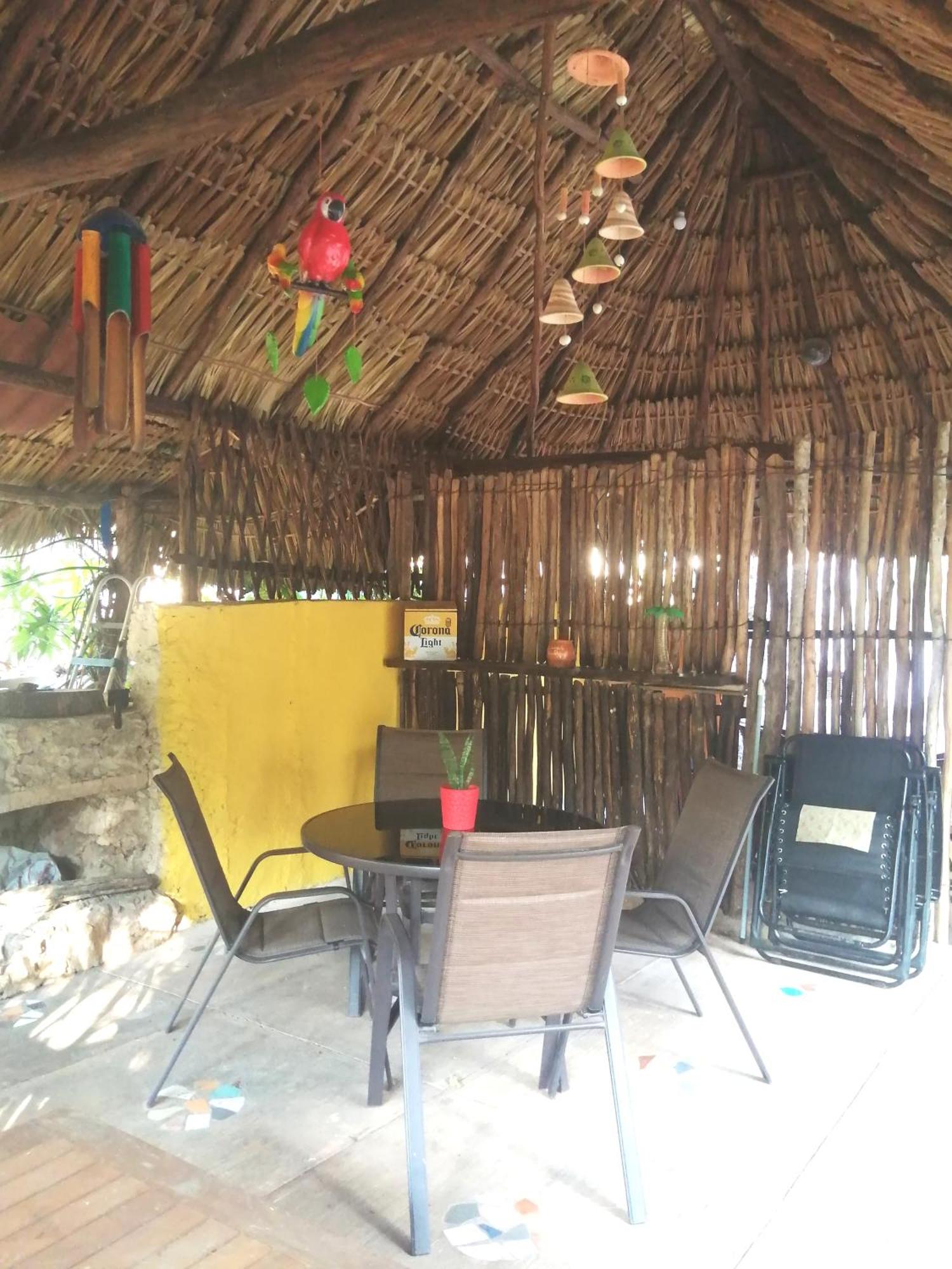La casa de piedra y colores en Chichén Itzá, foto 12