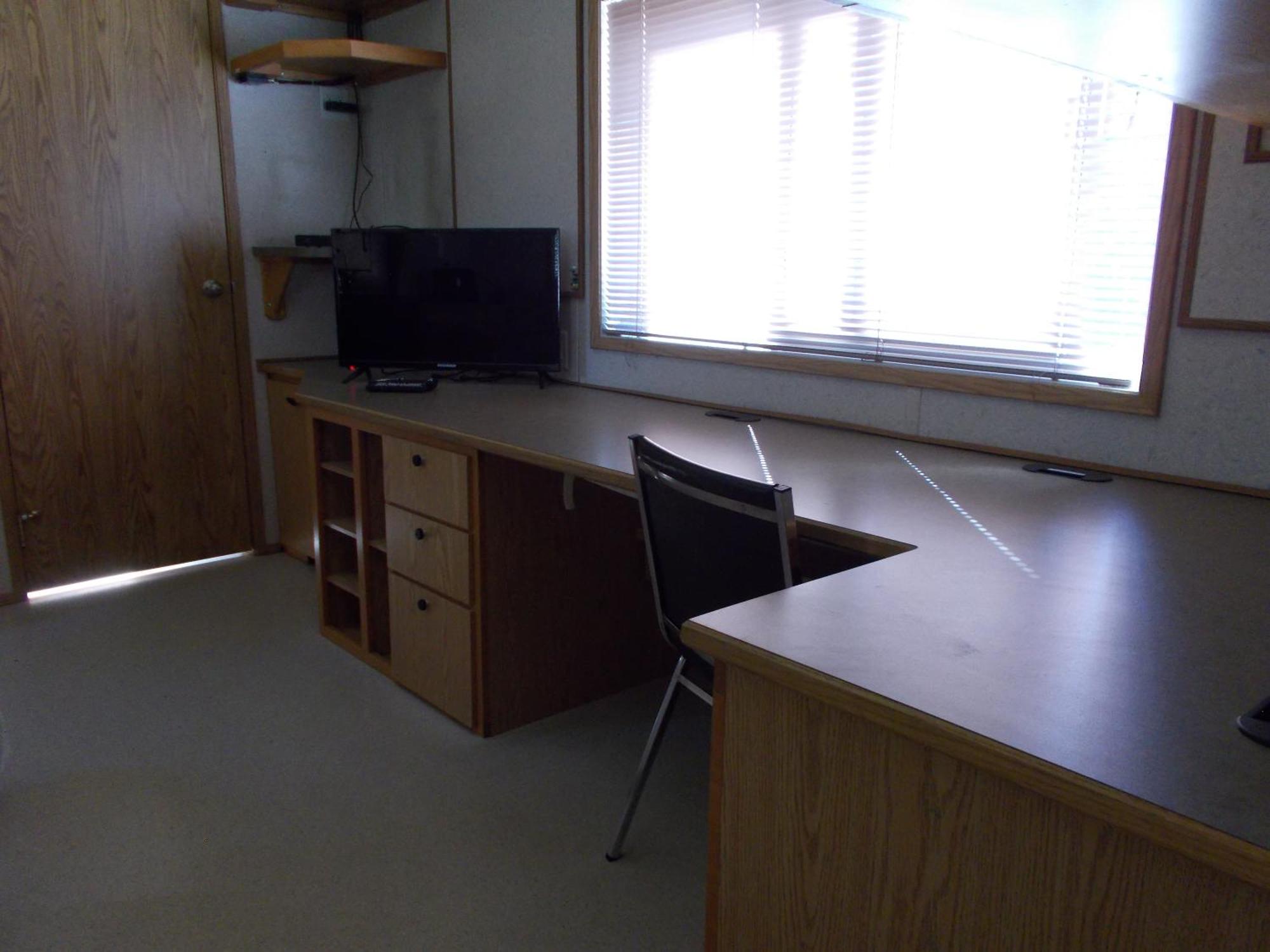 Arctic Homestead Suite 2