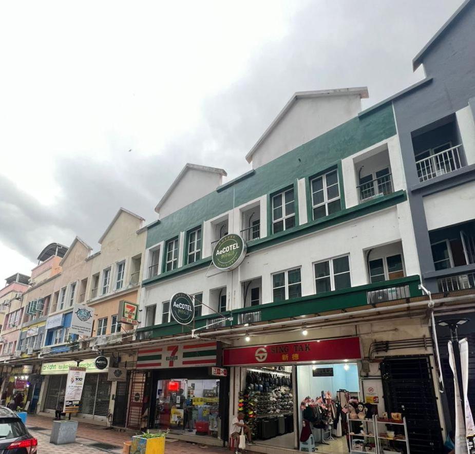 AeCOTEL Mingle Hostel