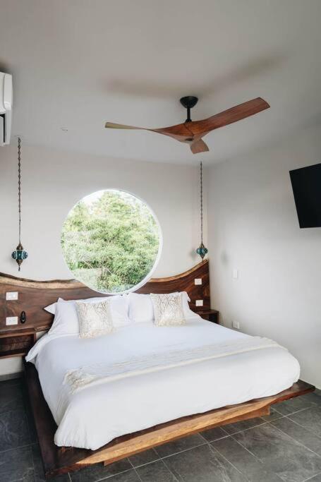 8BR Two-Villa Compound with Four Pools, foto 15
