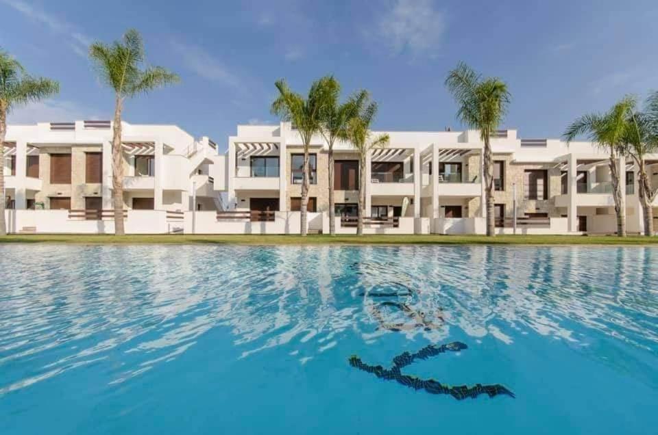 Costa Casa Fens